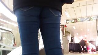 Girl with such forms has sex just great in point
