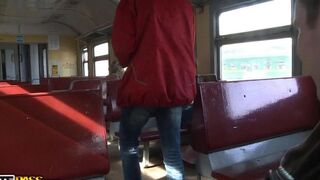 A guy picked up a girl on the train and filmed it