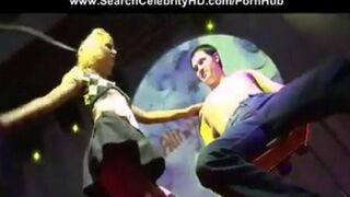 The porn show in the club is too hot to miss