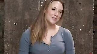 The sexy girl tied up the guy and fucked him in the chair with enthusiasm