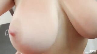 The stepfather seduced his stepdaughter, who was magnificent in bed