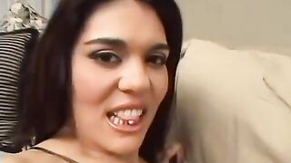 Sex under a skirt, and it's fucking great!