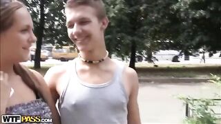 A guy made a double treat for two sexy girls