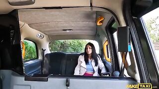 An Italian girl with a stunning look has a tight pussy 2