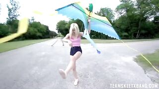 A girl can’t resist fucking on the fresh air