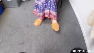 A guy repeats the mistake of getting caught for theft
