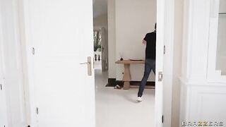 A cute girl was fucked by her friend at his wife's pussy