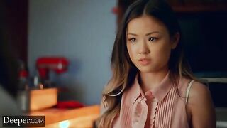 Hot babes Lulu Chu and Gianna Dior in a threesome