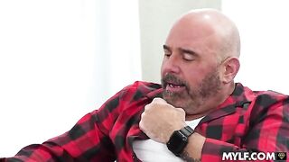 A group sex party to celebrate a special family bond