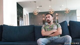 The girl found me on a dating site, I fucked her on the first day