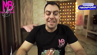 The pregnant stepmother was fucked in her ass by her stepson on stream
