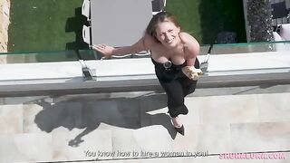 A woman has an incredible and erotic sex with her boyfriend