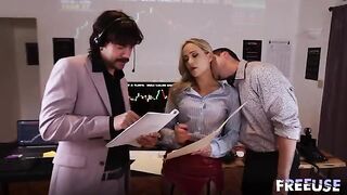 A whore for every trader! A hot brunette in stockings seduces clients in the office