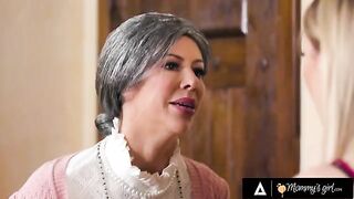 MILF Alexis Fawx scissored her stepdaughter in a steamy scene