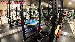 You can't ruin this ass with sports, a risky gym encounter