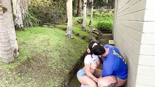 The girl was eaten out in the ancestral way