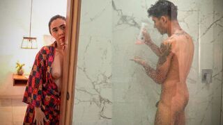The sex in the shower is a dream for everyone