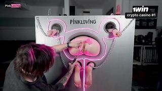 Metal on my hands, rubber in my pussy - the perfect mix