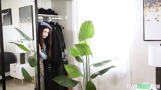 The young brunette became wet and asked not to stop on 2026