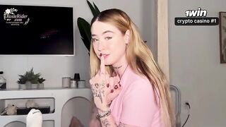 A hot Russian girl woke up with a morning wood and couldn’t resist
