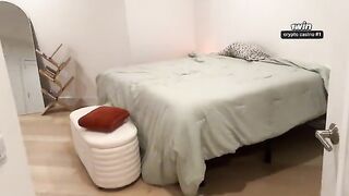 A hot scene with my girlfriend’s big boobs and her catching them in her mouth