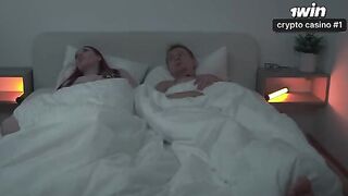 I came to the step mom’s bed with a cock full of cum