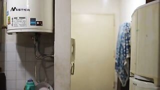 An old man almost had a heart attack from excessive intimacy