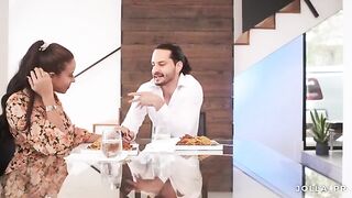 A couple has a romantic dinner at a therapist's house, the therapist being Jolla PR